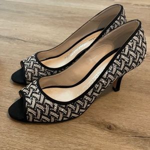 Caparros sparkly heels 8 1/2 B